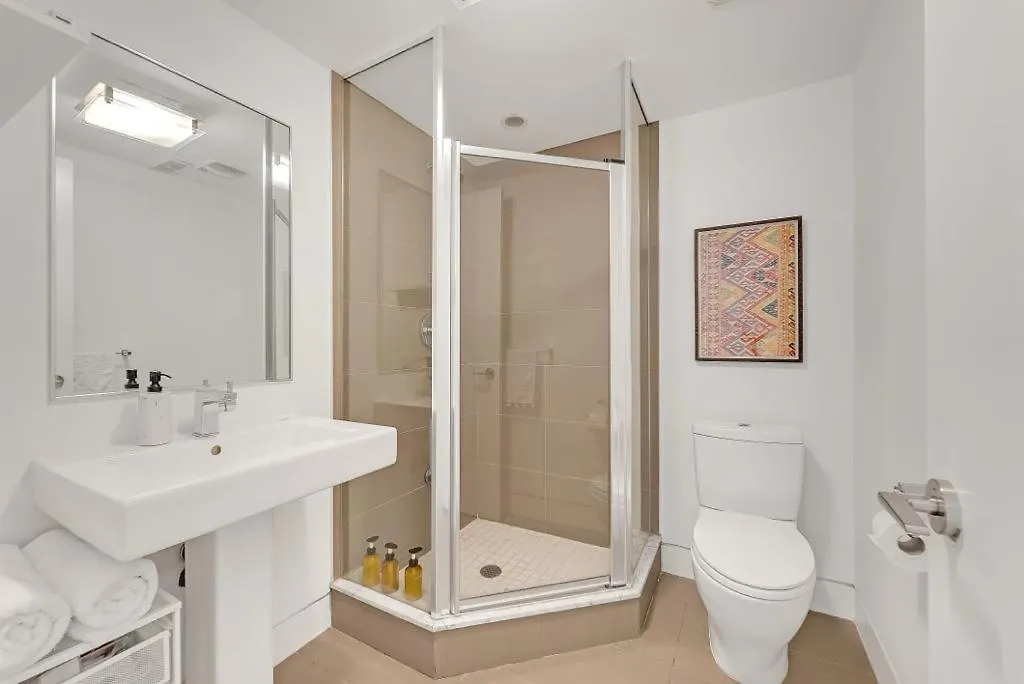Suite In The Heart Of Downtown Toronto Apartment
