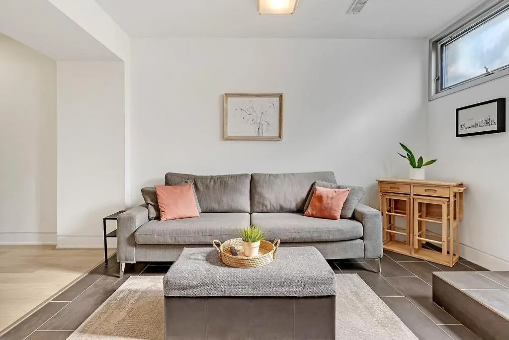 Suite In The Heart Of Downtown Toronto